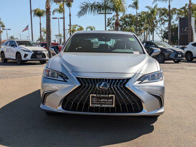 new 2025 Lexus ES 350 car, priced at $45,553