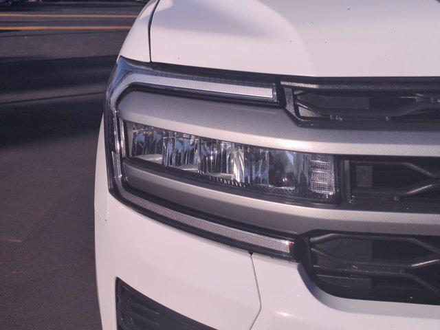 used 2024 Ford Expedition car, priced at $42,911