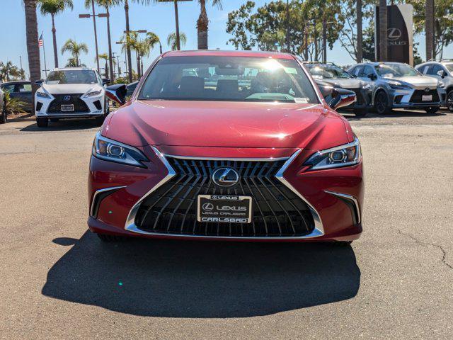 new 2025 Lexus ES 300h car, priced at $47,515