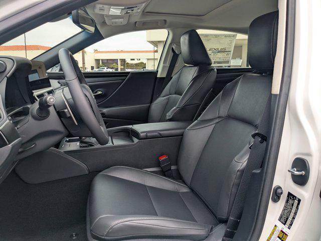 new 2025 Lexus ES 350 car, priced at $43,383