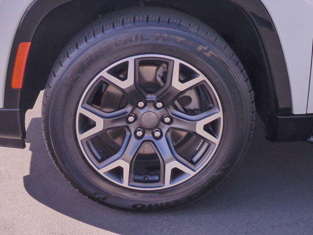 used 2024 Jeep Wagoneer L car, priced at $52,838