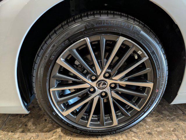 new 2025 Lexus ES 300h car, priced at $47,652