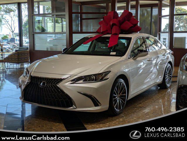 new 2025 Lexus ES 300h car, priced at $45,151
