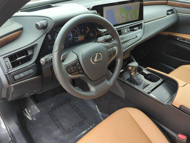 used 2024 Lexus ES 300h car, priced at $41,679