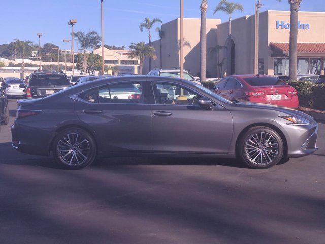 used 2024 Lexus ES 300h car, priced at $38,525