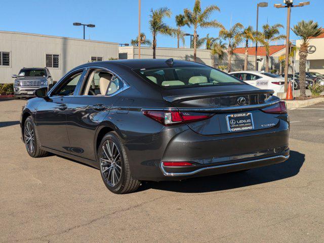 new 2025 Lexus ES 300h car, priced at $51,549