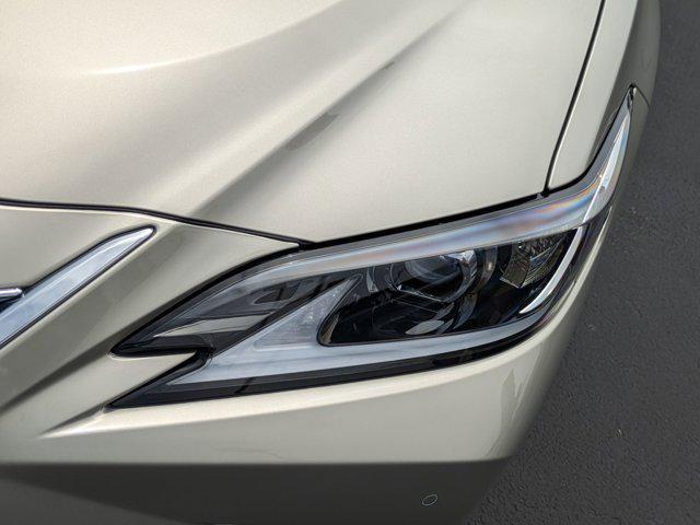 new 2025 Lexus ES 300h car, priced at $48,884