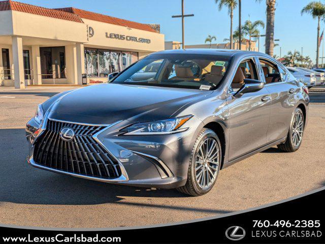 new 2025 Lexus ES 300h car, priced at $46,226