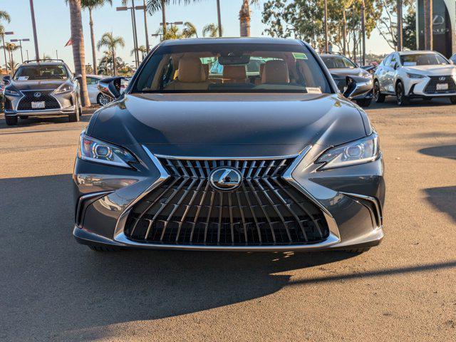 new 2025 Lexus ES 300h car, priced at $46,226