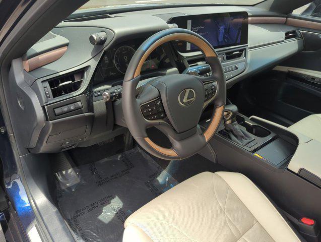 used 2025 Lexus ES 350 car, priced at $47,838