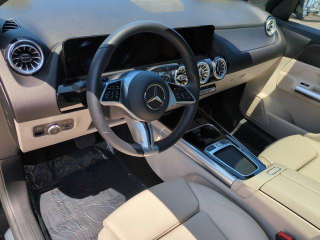 used 2025 Mercedes-Benz GLA 250 car, priced at $39,990