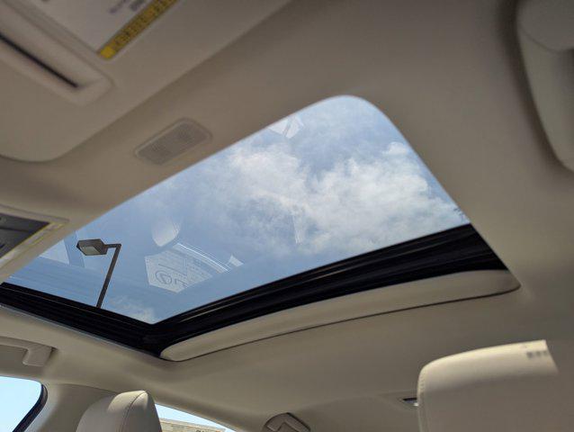 new 2025 Lexus ES 300h car, priced at $46,152