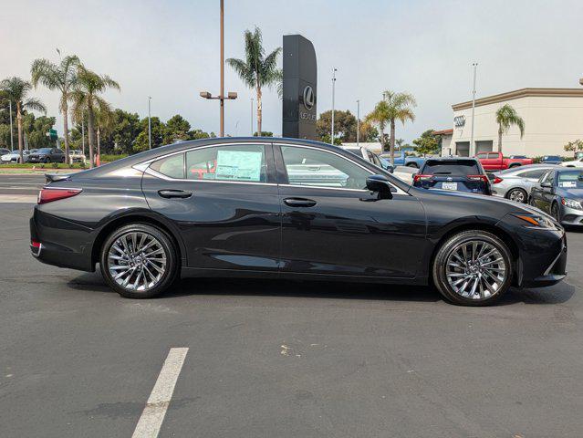 new 2025 Lexus ES 300h car, priced at $53,033
