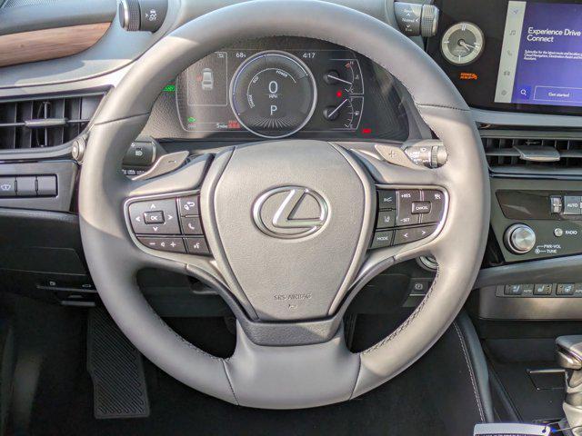 new 2025 Lexus ES 300h car, priced at $47,913