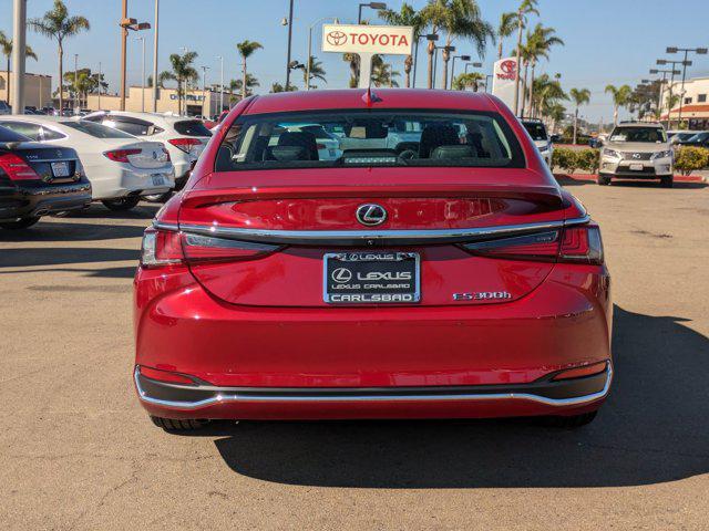 new 2025 Lexus ES 300h car, priced at $47,251