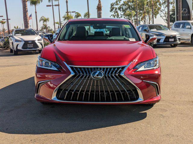 new 2025 Lexus ES 300h car, priced at $47,251