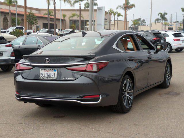 used 2024 Lexus ES 300h car, priced at $41,050