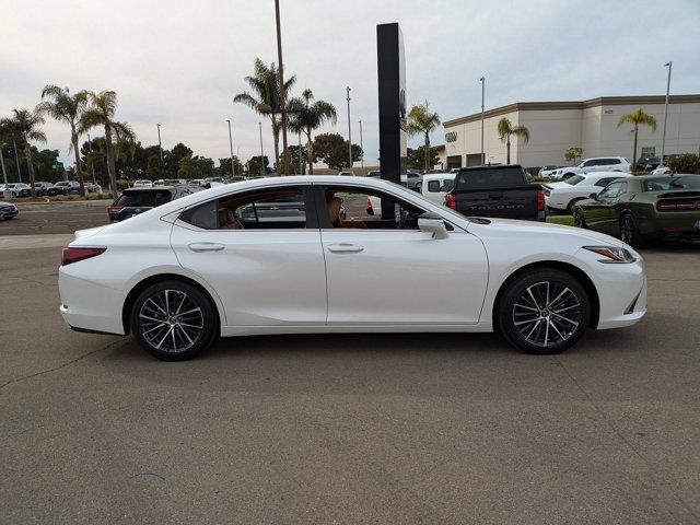 new 2025 Lexus ES 350 car, priced at $45,624