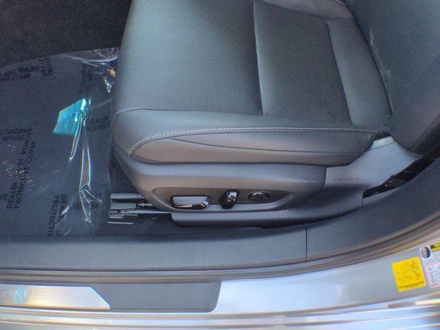 used 2022 Lexus ES 350 car, priced at $29,990