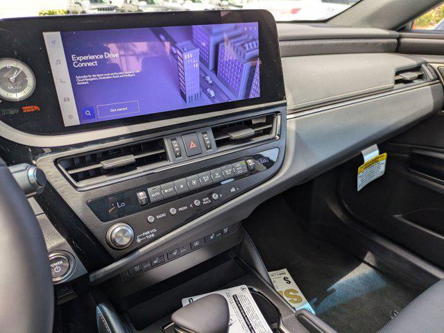 new 2025 Lexus ES 300h car, priced at $55,905