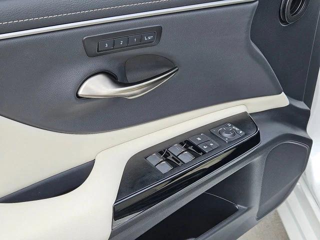 new 2025 Lexus ES 300h car, priced at $48,069
