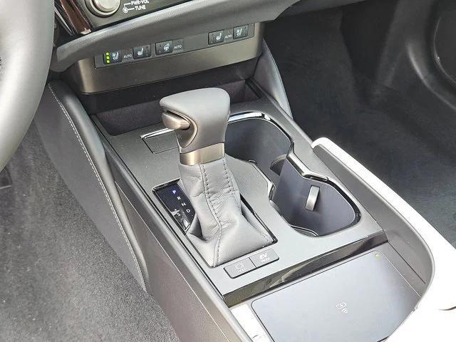 new 2025 Lexus ES 300h car, priced at $48,069