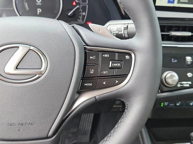 new 2025 Lexus ES 300h car, priced at $48,069