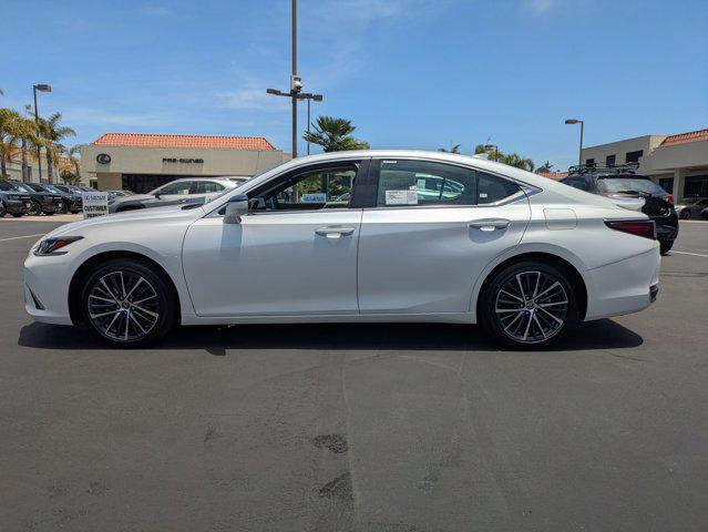 new 2025 Lexus ES 300h car, priced at $46,272