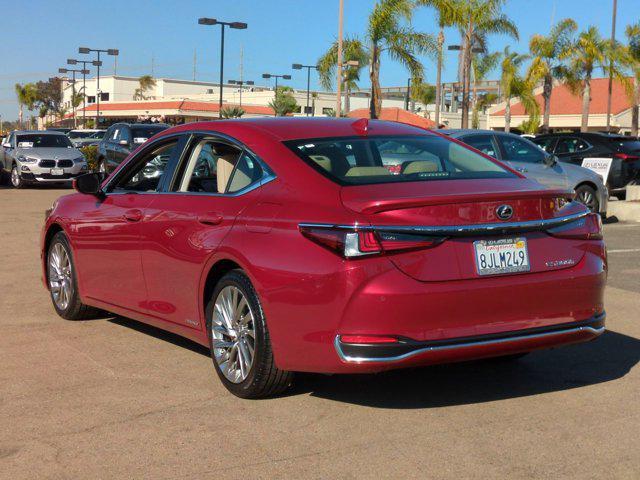 used 2019 Lexus ES 300h car, priced at $29,990