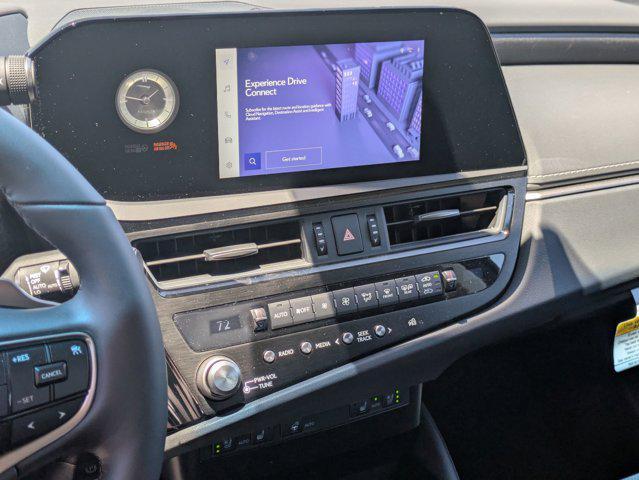 new 2025 Lexus ES 300h car, priced at $46,354