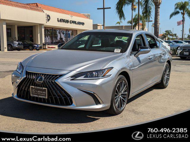 new 2025 Lexus ES 300h car, priced at $47,626