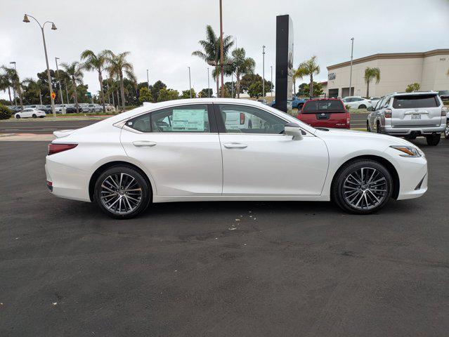 new 2025 Lexus ES 300h car, priced at $48,565