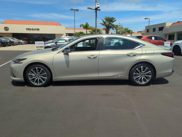 used 2020 Lexus ES 300h car, priced at $31,990