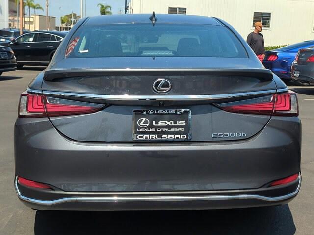 new 2025 Lexus ES 300h car, priced at $53,485