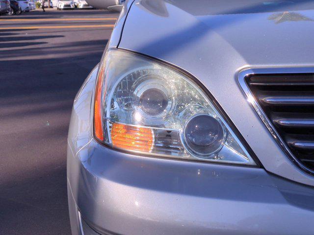 used 2004 Lexus GX 470 car, priced at $16,990