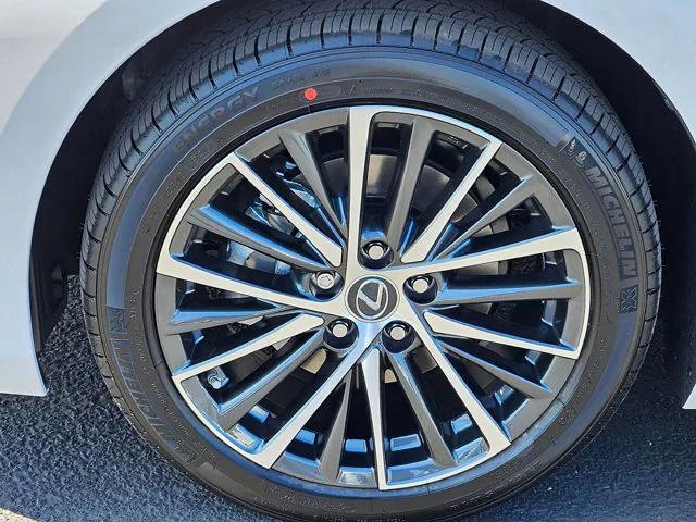 new 2025 Lexus ES 350 car, priced at $47,078