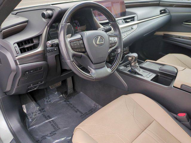 used 2019 Lexus ES 300h car, priced at $26,990