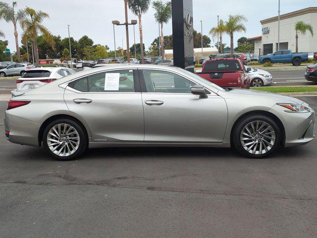 used 2019 Lexus ES 300h car, priced at $26,990