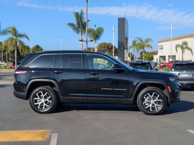 used 2024 Jeep Grand Cherokee car, priced at $33,519
