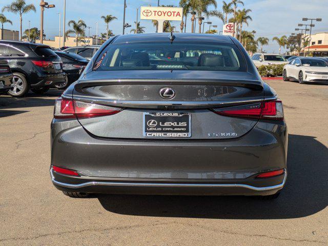 new 2025 Lexus ES 300h car, priced at $46,770