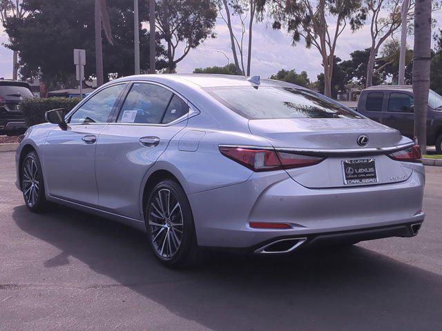new 2025 Lexus ES 350 car, priced at $45,298