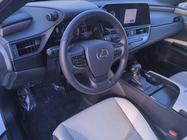 used 2025 Lexus ES 350 car, priced at $41,990