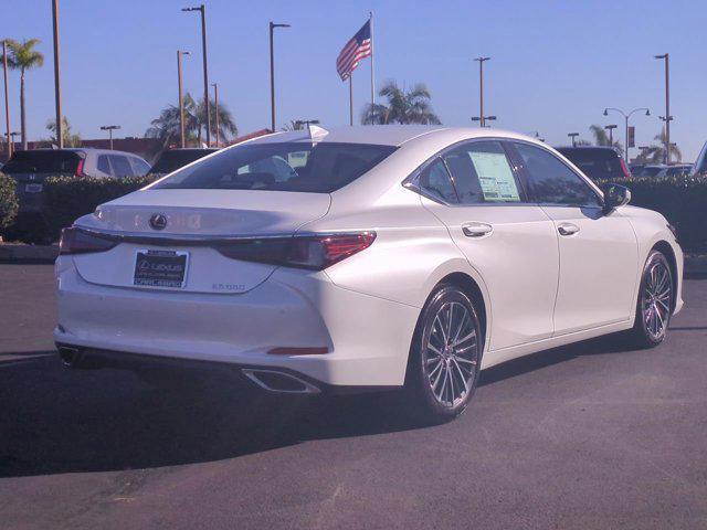 new 2025 Lexus ES 350 car, priced at $45,034