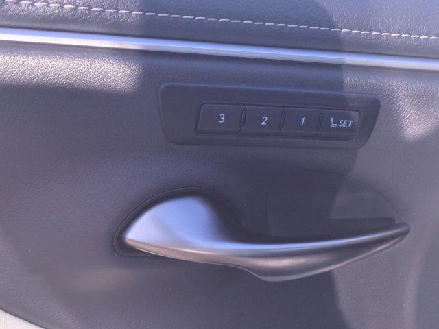 new 2025 Lexus ES 350 car, priced at $45,034