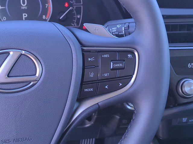new 2025 Lexus ES 350 car, priced at $45,298