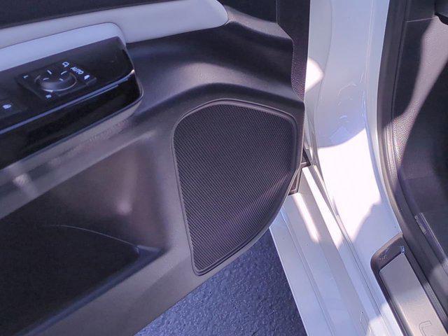 new 2025 Lexus ES 350 car, priced at $45,298