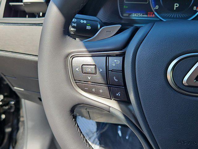 used 2024 Lexus ES 350 car, priced at $37,990