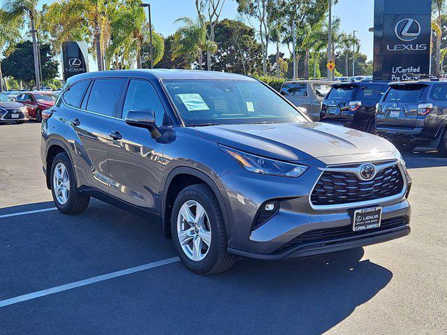 used 2024 Toyota Highlander car, priced at $30,389