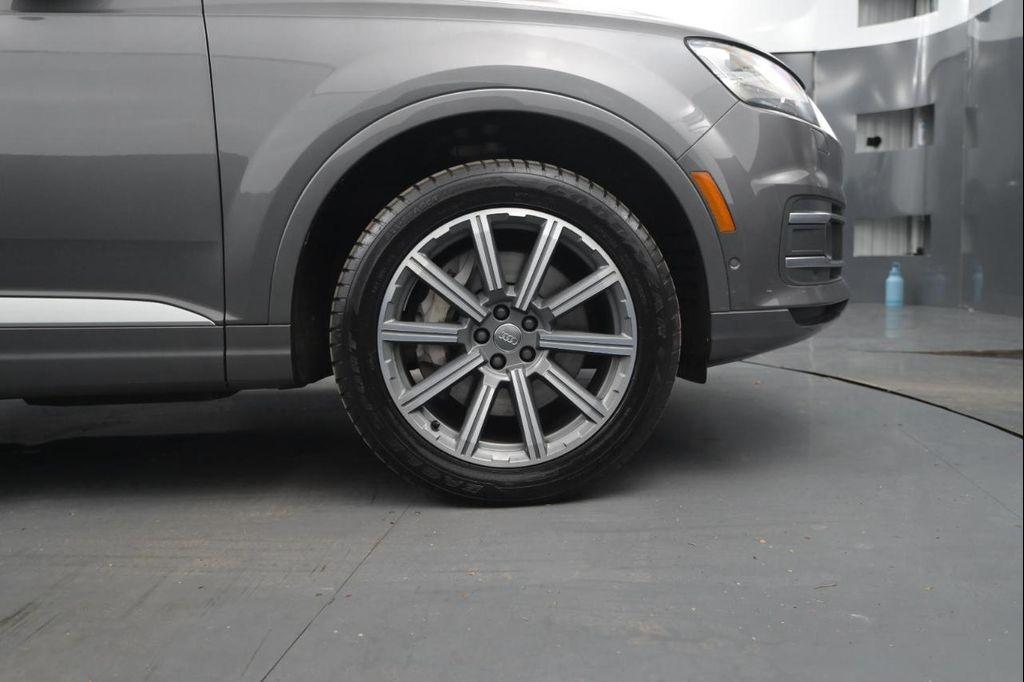 used 2019 Audi Q7 car, priced at $17,895