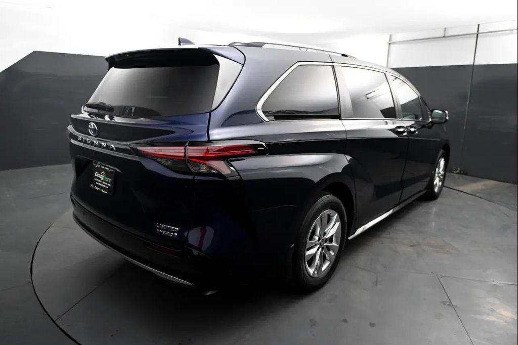 used 2022 Toyota Sienna car, priced at $34,995